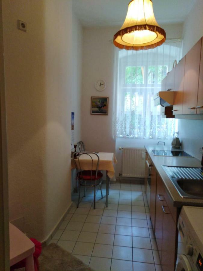 Appartement 15 *